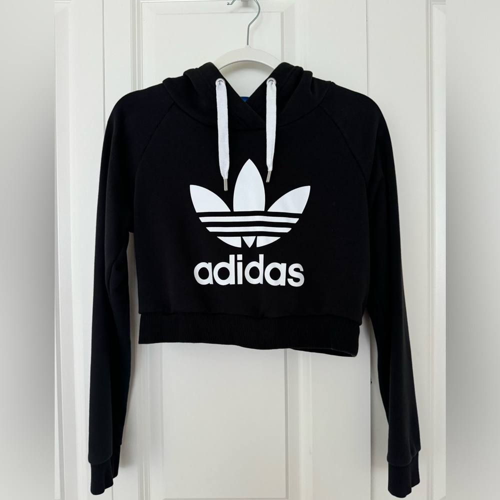 Adidas crop hoodie size extra small